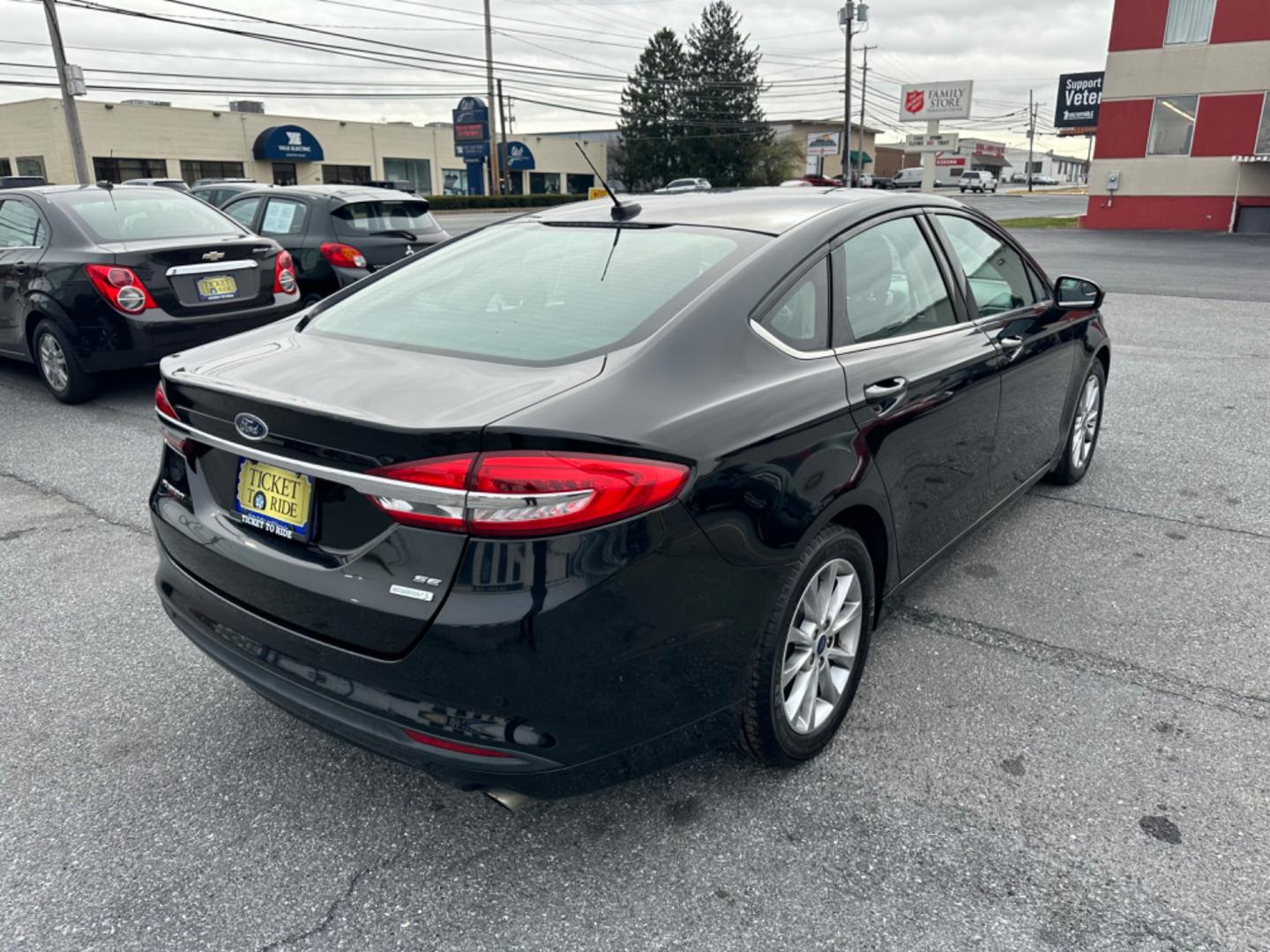 2017 BLACK Ford Fusion SE (3FA6P0HDXHR) with an 1.5L L4 DOHC 16V engine, 6A transmission, located at 1254 Manheim Pike, Lancaster, PA, 17601, (717) 393-9133, 40.062870, -76.323273 - Photo#4